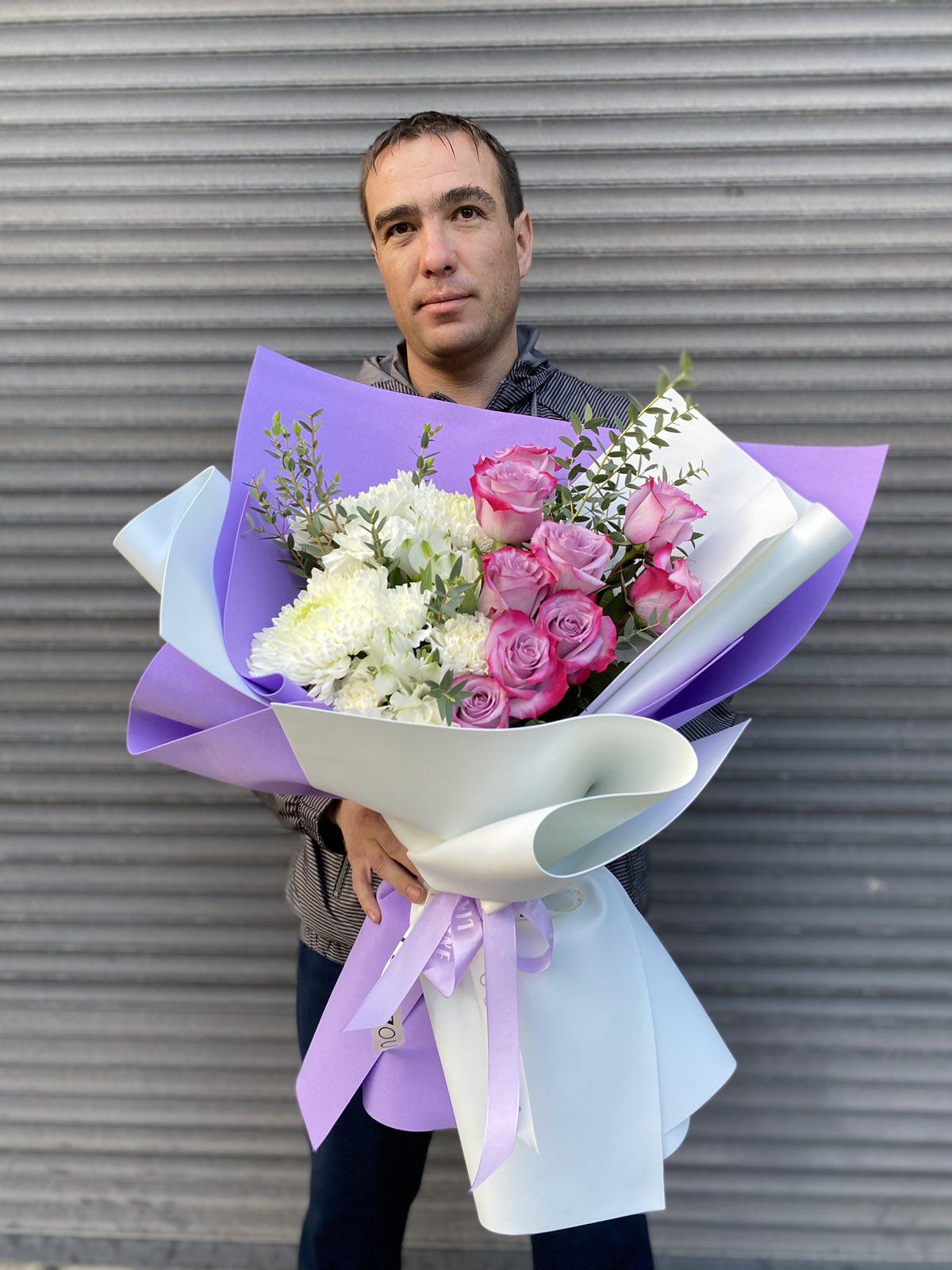 Букеты иркутск. Доставка цветов. Букет пинк флойд. Букеты иркутск. Изящный букет.